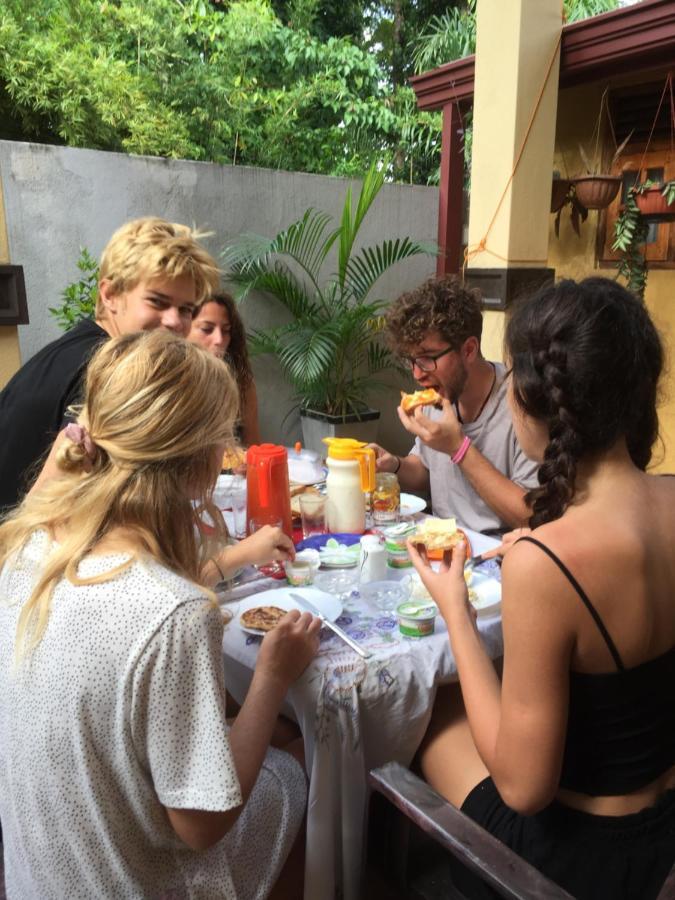 Vero Homestay Galle- Your Home Away From Home! Bagian luar foto